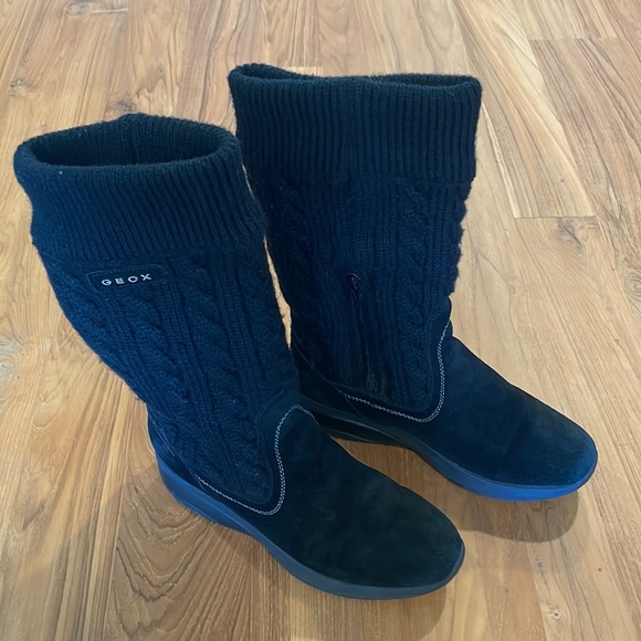 GEOX Suede Knitted Boots Women Size 8.5 - Picture 2 of 7